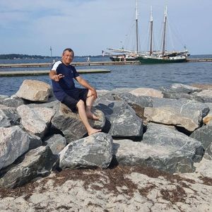 Meet your Posher, Mario rene